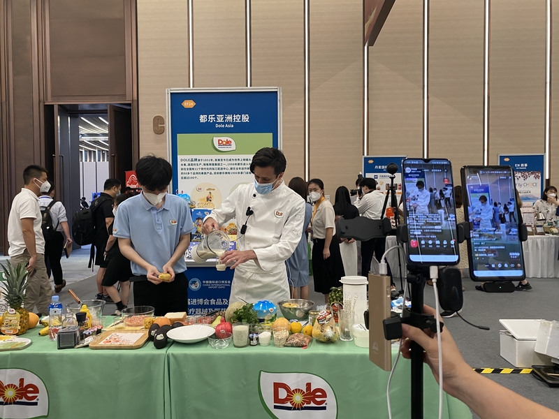 吃貨福利來襲！第五屆進博會食品首發熱浪席卷，互聯網銷售新趨勢全揭秘